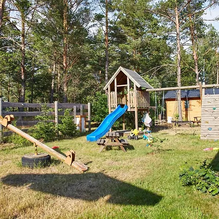Feriehus Lesne Runo Borsk, Basen Z Podgrzewana Woda Borsk