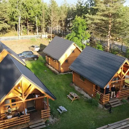 Lesne Runo Borsk, Basen Z Podgrzewana Woda