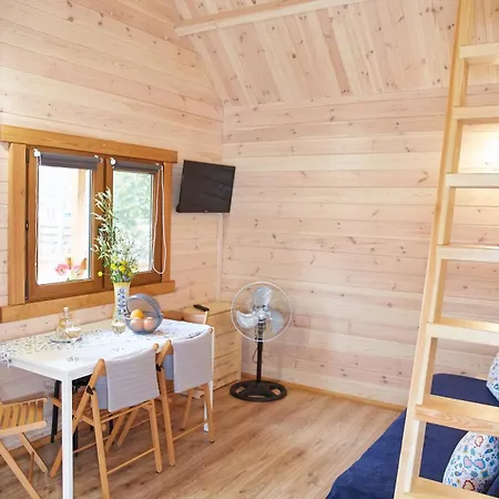 Lesne Runo Borsk, Basen Z Podgrzewana Woda Дом отдыха *