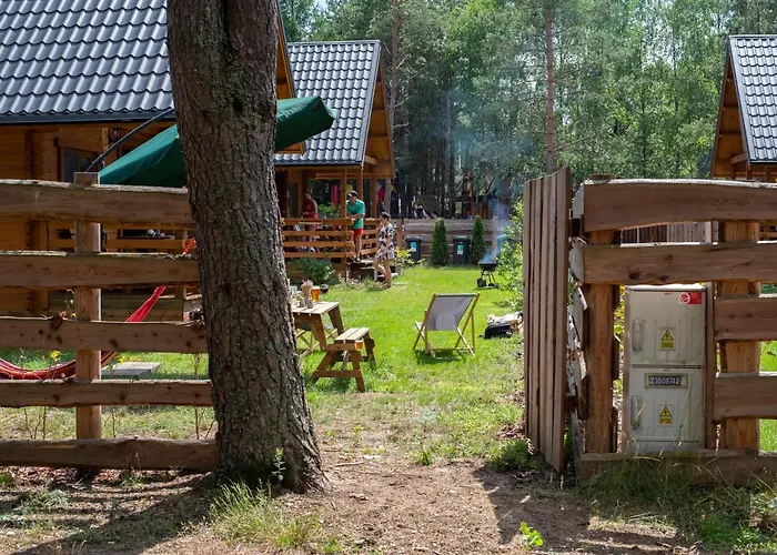 Lesne Runo Borsk, Basen Z Podgrzewana Woda * Borsk