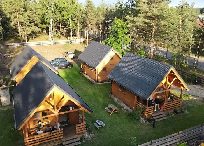 Lesne Runo Borsk, Basen Z Podgrzewana Woda