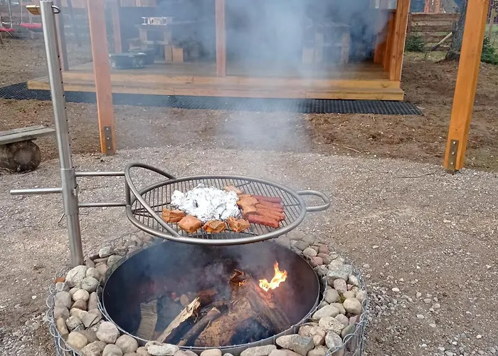 Lesne Runo Borsk, Basen Z Podgrzewana Woda