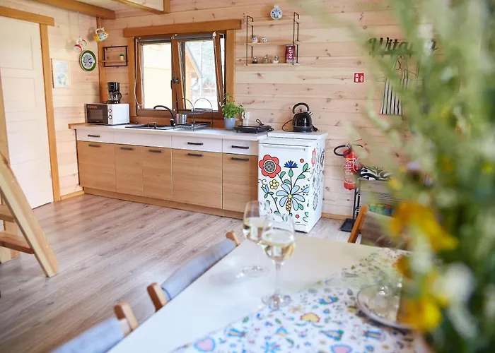 Lesne Runo Borsk, Basen Z Podgrzewana Woda Borsk